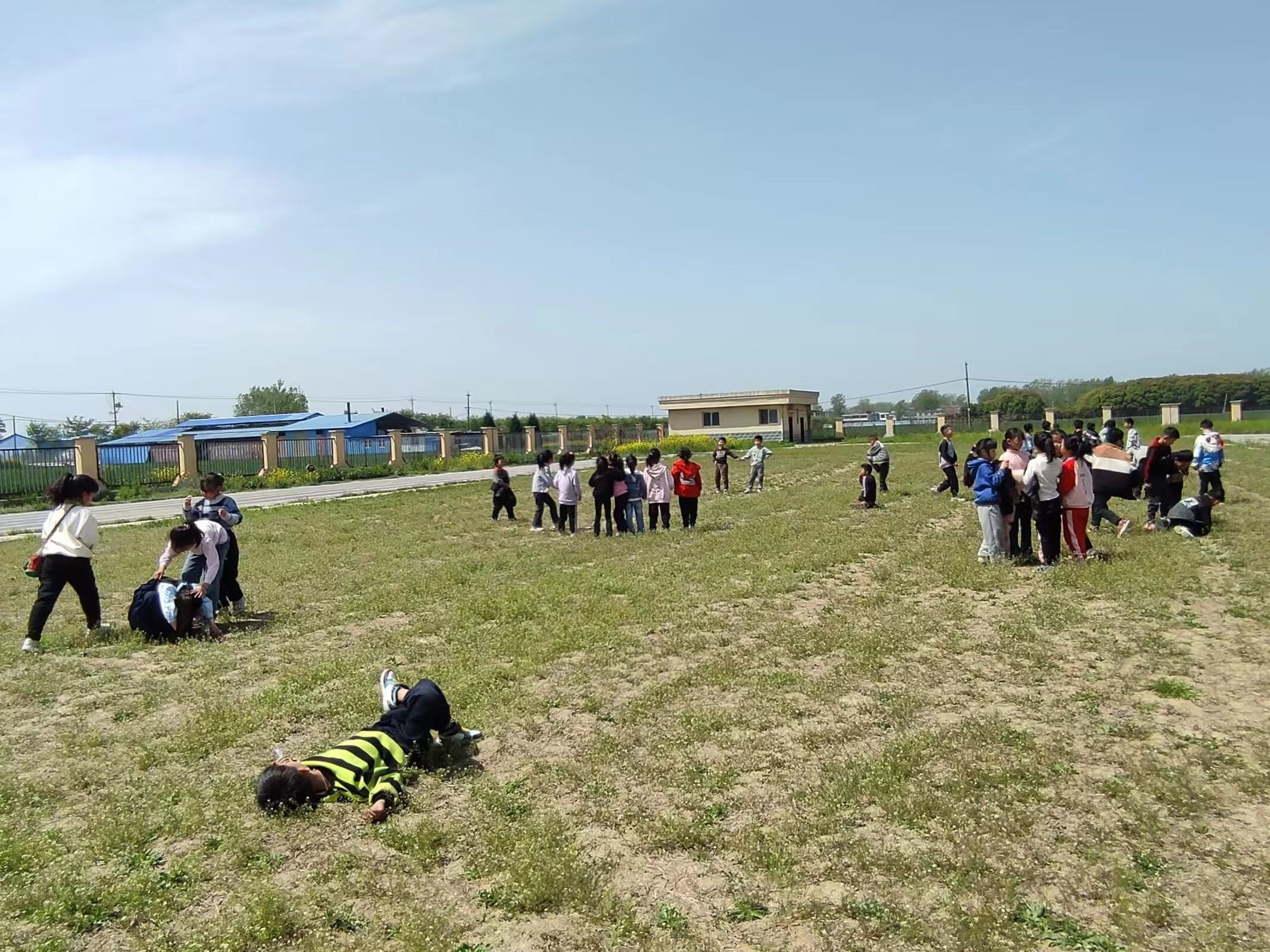 韦寨镇闸口小学，与留守儿童的快乐时光